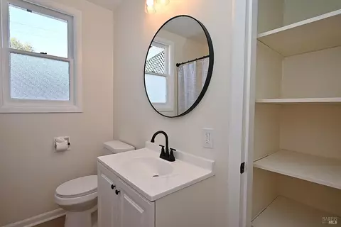 Bath - 449 Cedar St, Vallejo, CA 94591 photo 3 of 3