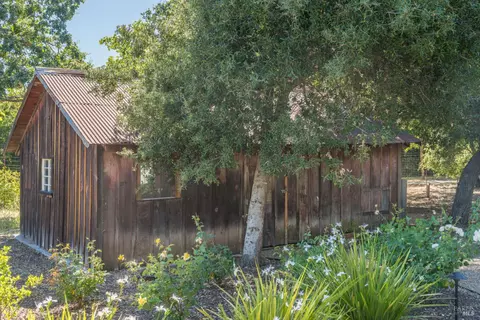 Exterior - 1265 Castle Rd, Sonoma, CA 95476 photo 9 of 9