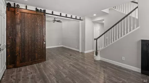 Entry Way - 1116 Valley Glen Dr, Dixon, CA 95620 photo 1 of 1