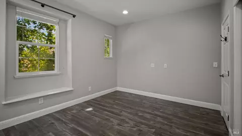 Bedroom - 1116 Valley Glen Dr, Dixon, CA 95620 photo 3 of 3