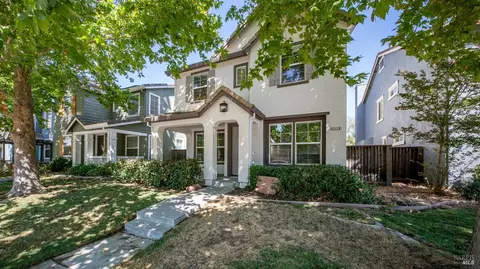Exterior - 1116 Valley Glen Dr, Dixon, CA 95620 photo 1 of 9