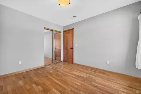 Bedroom - 172 Clearview Ct, Petaluma, CA 94952 photo 4 of 5