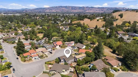 View/Area - 172 Clearview Ct, Petaluma, CA 94952 photo 3 of 7