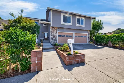 Exterior - 172 Clearview Ct, Petaluma, CA 94952 photo 2 of 21