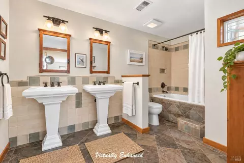 Bath - 172 Clearview Ct, Petaluma, CA 94952 photo 2 of 7