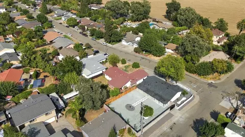 View/Area - 405 Priddy Dr, Dixon, CA 95620 photo 5 of 5