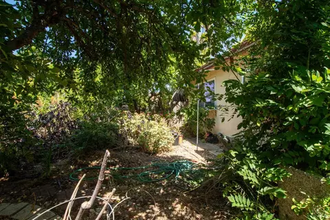 Exterior - 185 Lexington Dr, Vallejo, CA 94591 photo 4 of 11