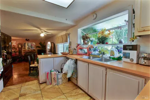 Kitchen - 185 Lexington Dr, Vallejo, CA 94591 photo 3 of 3