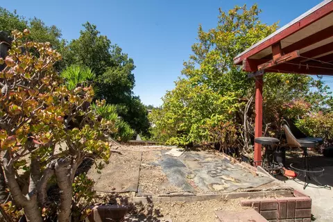Exterior - 185 Lexington Dr, Vallejo, CA 94591 photo 11 of 11