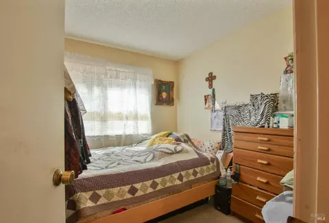 Bedroom - 185 Lexington Dr, Vallejo, CA 94591 photo 4 of 7