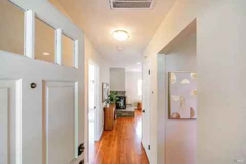 Entry Way - 7 Temelec Cir, Sonoma, CA 95476 photo 1 of 3