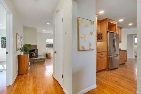 Entry Way - 7 Temelec Cir, Sonoma, CA 95476 photo 2 of 3