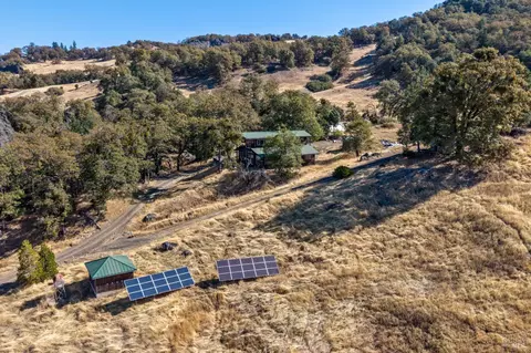 1950 Bunim Rd, Laytonville, CA 95454