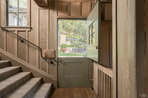 Entry Way - 126 Winding Way, Ross, CA 94957 photo 2 of 8