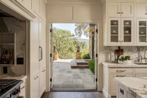 Kitchen - 126 Winding Way, Ross, CA 94957 photo 1 of 5