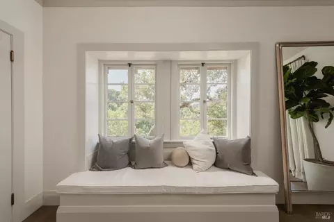 Bedroom - 126 Winding Way, Ross, CA 94957 photo 5 of 8