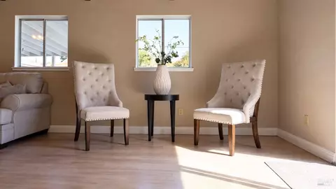 Living - 1212 Lincoln St, Fairfield, CA 94533 photo 3 of 3