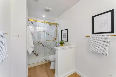 Bath - 227 Baker St, Benicia, CA 94510 photo 2 of 3