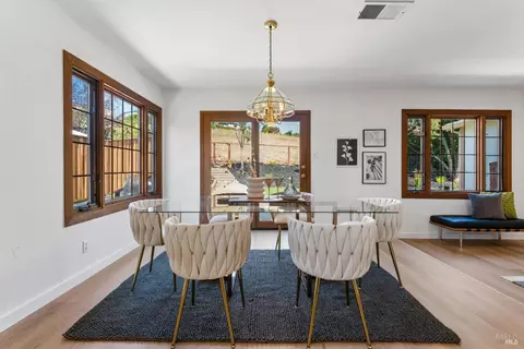 Dining - 227 Baker St, Benicia, CA 94510 photo 2 of 2