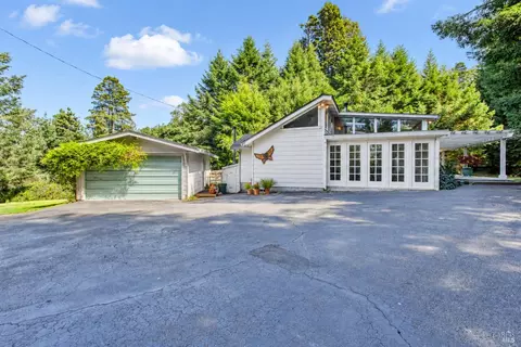 44111 Johnson Park Rd, Caspar, CA 95420