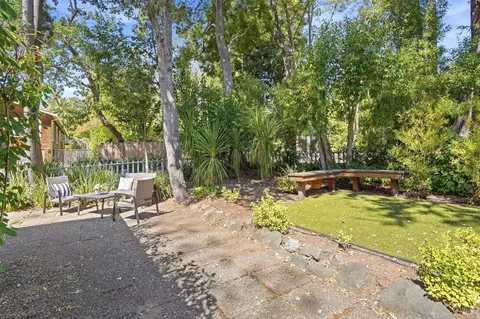 Exterior - 3 Emlin Pl, Kentfield, CA 94904 photo 6 of 11