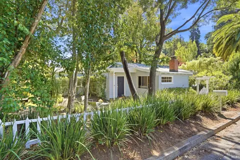 3 Emlin Pl, Kentfield, CA 94904