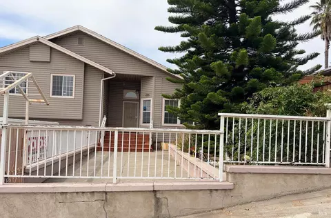 Exterior - 473 Gilcrest Ave, Vallejo, CA 94591 photo 9 of 10