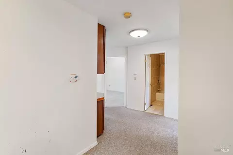 Entry Way - 473 Gilcrest Ave, Vallejo, CA 94591 photo 1 of 5