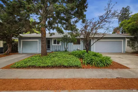 528-530 Nason St, Santa Rosa, CA 95404
