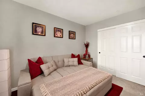 Bedroom - 2035 Quiet Acres Ln, Dixon, CA 95620 photo 2 of 7