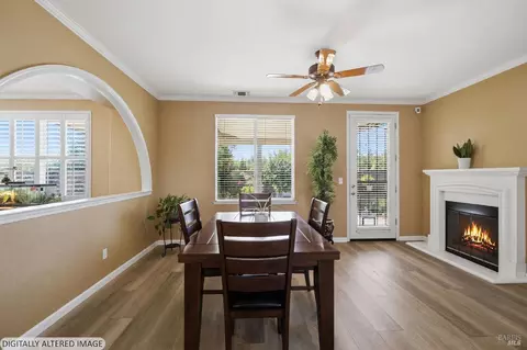 Dining - 280 Rennert Way, Dixon, CA 95620 photo 1 of 3