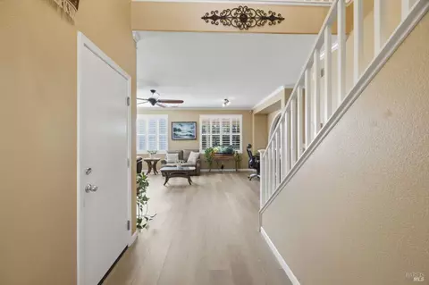 Entry Way - 280 Rennert Way, Dixon, CA 95620 photo 1 of 3