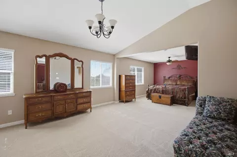 Bedroom - 280 Rennert Way, Dixon, CA 95620 photo 3 of 8