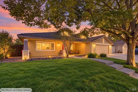 Exterior - 1460 Austin Dr, Dixon, CA 95620 photo 13 of 13