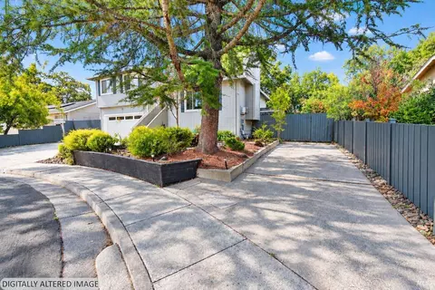 Exterior - 467 Harper Ct, Windsor, CA 95492 photo 2 of 11