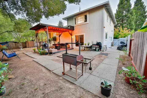 Exterior - 467 Harper Ct, Windsor, CA 95492 photo 10 of 11