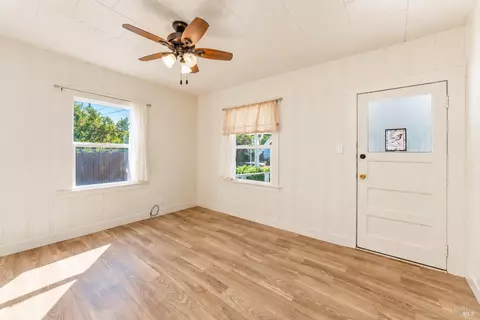 Living - 160 Cherry St, Ukiah, CA 95482 photo 1 of 3