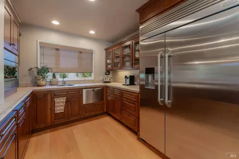 Kitchen - 25 Highland Ct, Ukiah, CA 95482 photo 5 of 5