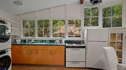 Kitchen - 469 Corona Ave, Lagunitas, CA 94938 photo 2 of 3