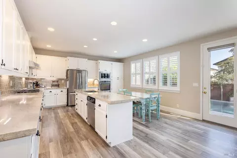 Kitchen - 1141 Pedroncelli Dr, Windsor, CA 95492 photo 3 of 7