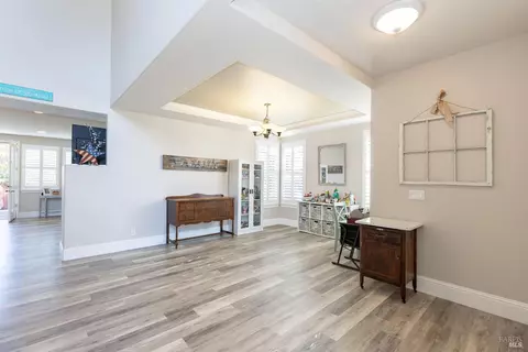 Entry Way - 1141 Pedroncelli Dr, Windsor, CA 95492 photo 3 of 5