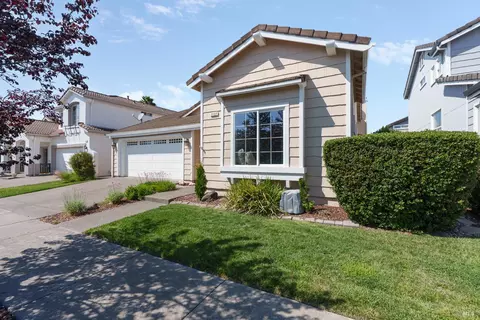 Exterior - 7127 17th Hole Dr, Windsor, CA 95492 photo 1 of 4