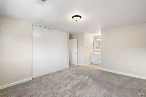 Bedroom - 229 Nautical Ct, Vallejo, CA 94591 photo 4 of 4