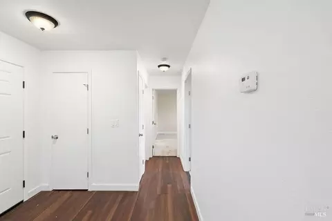 Entry Way - 229 Nautical Ct, Vallejo, CA 94591 photo 1 of 2
