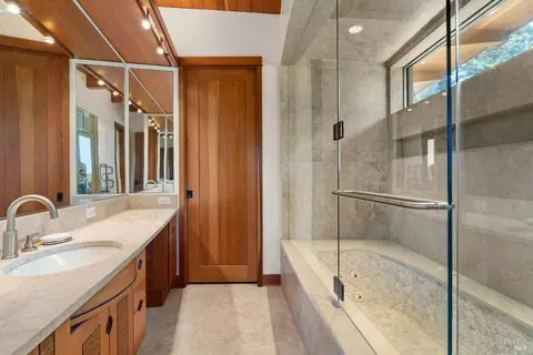 Bath - 405 Island View Dr, Smith River, CA 95567 photo 10 of 10