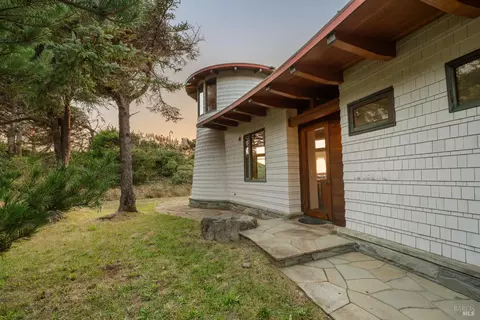 Exterior - 405 Island View Dr, Smith River, CA 95567 photo 13 of 14