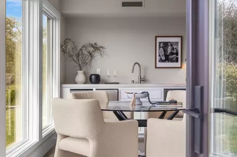 Dining - 775 Benjamin Way, Healdsburg, CA 95448 photo 2 of 4