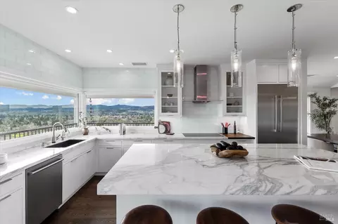 Kitchen - 775 Benjamin Way, Healdsburg, CA 95448 photo 4 of 6