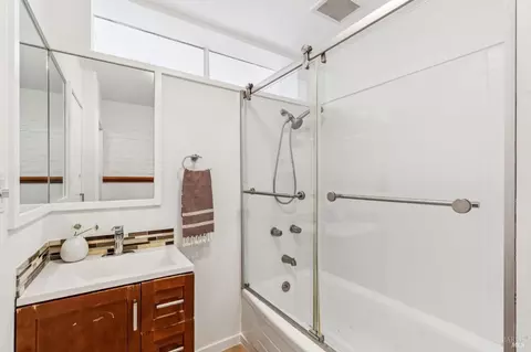 Bath - 86-84 Hill St, Mill Valley, CA 94941 photo 8 of 8