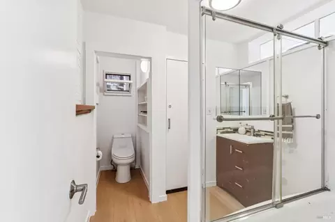 Bath - 86-84 Hill St, Mill Valley, CA 94941 photo 7 of 8